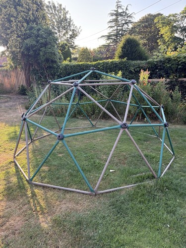 Lifetime metal geometric - lifetime,