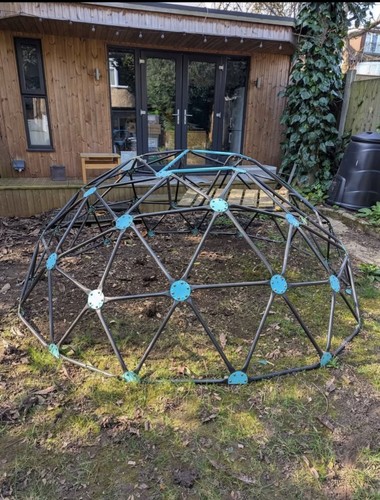 Plum play giant climbing - plum,